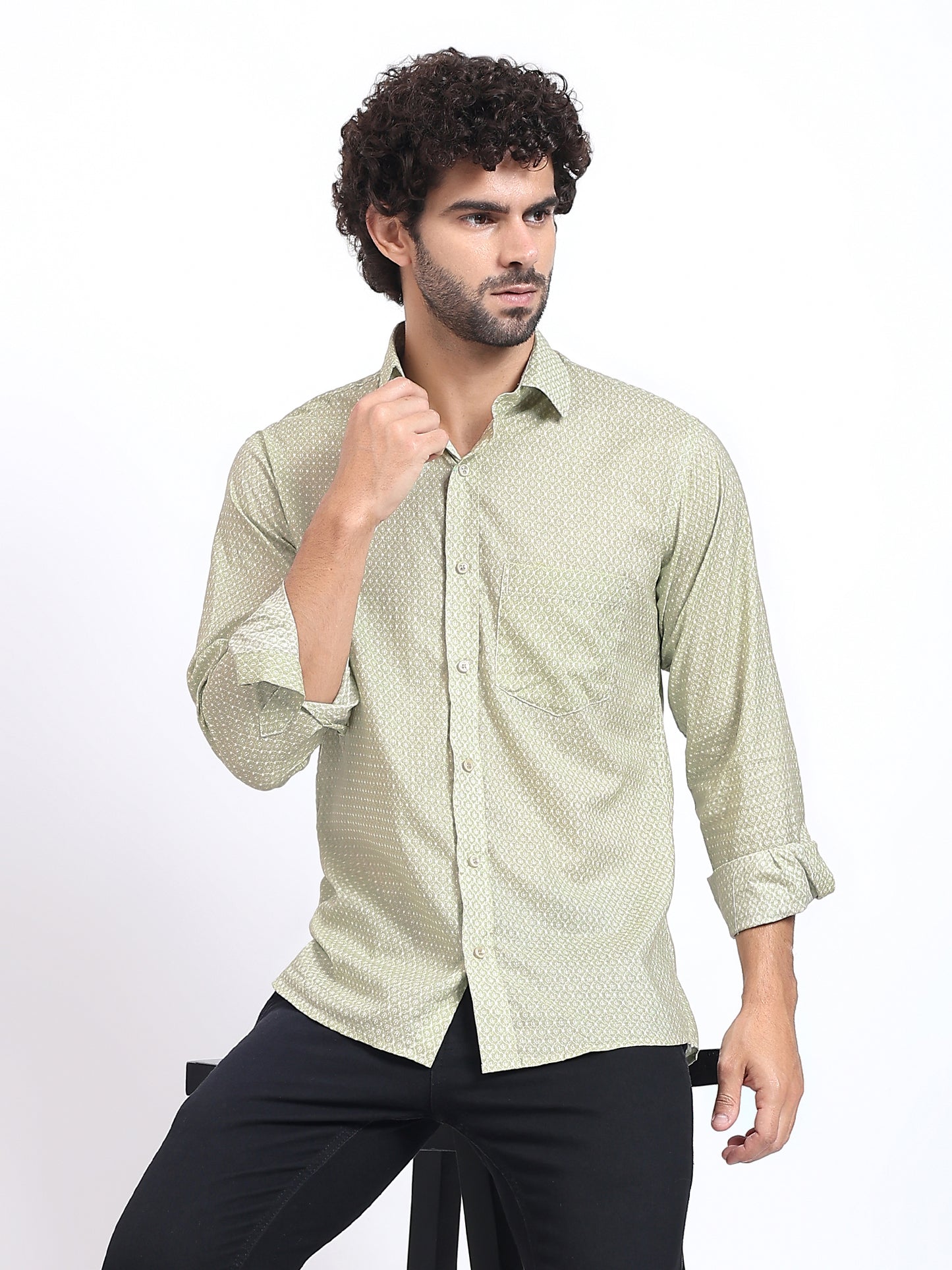 Slim-Fit Printed Long-Sleeve Shirt in Light Olive Green